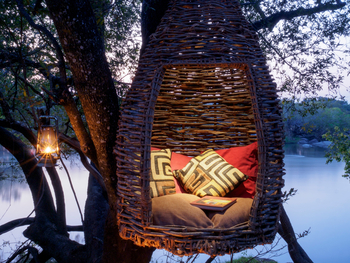 KaingU Safari Lodge: Hanging Basket