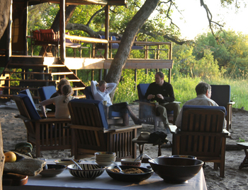 Kujwana Camp: Frühstück an der Feuerstelle