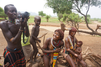 Lale's Camp: Stammeskultur - Hamar