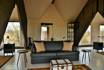 Nogatsaa Pans Chobe Lodge: Family Luxury Tent