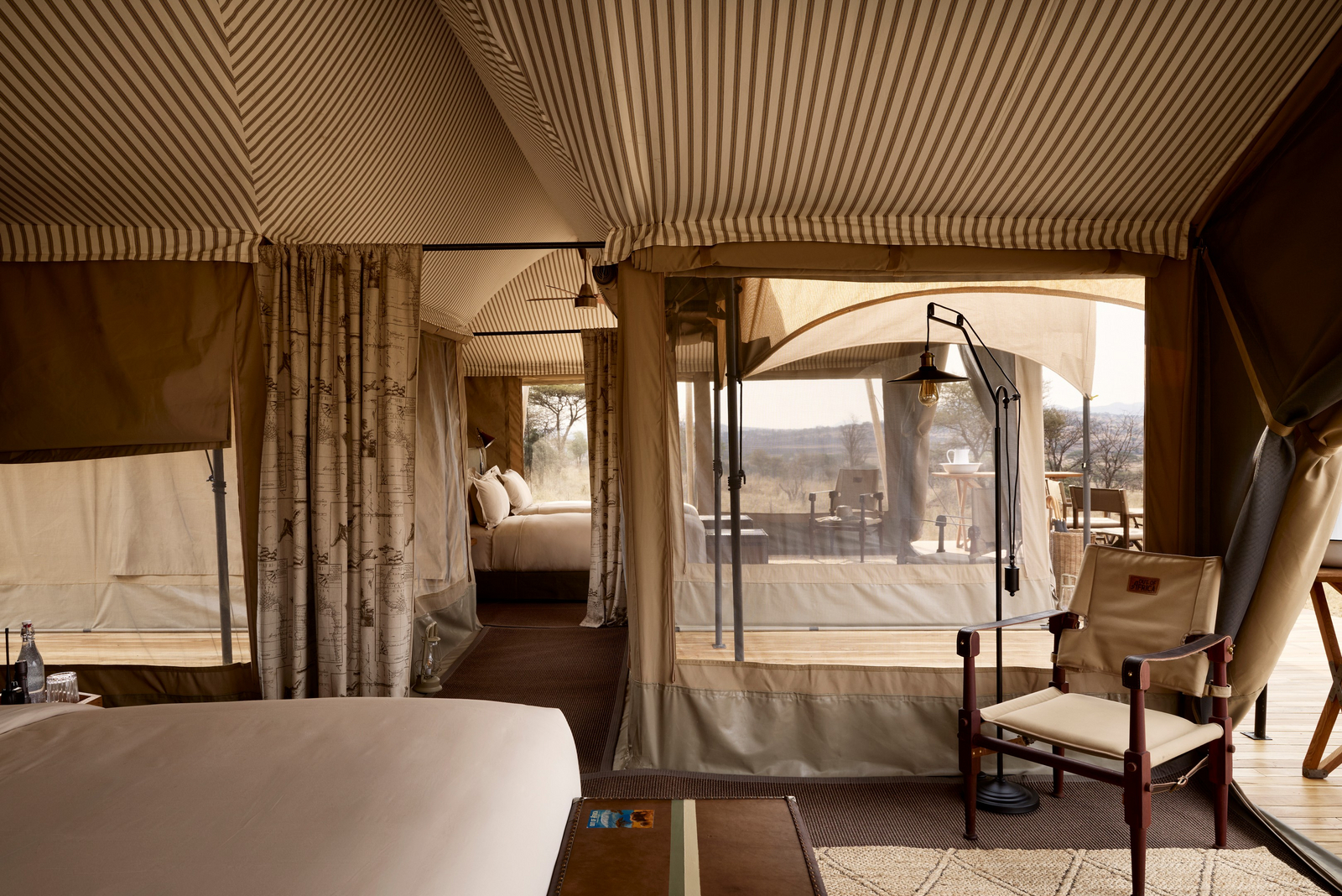 Out of Africa Legend by Laba Explorer Out of Africa Legend by Laba Explorer: Inneneinrichtung Familienzelt