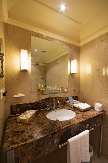 Taj Lake Palace: Luxury Room