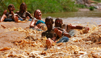 Ol Malo Lodge: Innertube Rafting