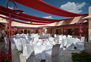 Samode Haveli: Dining