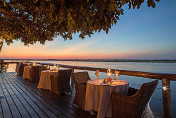 Chobe Game Lodge: Dinner Tables