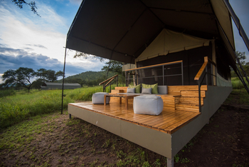 Dunia Camp: Familienzelt Deck