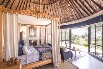 Governors' Mugie: Suite