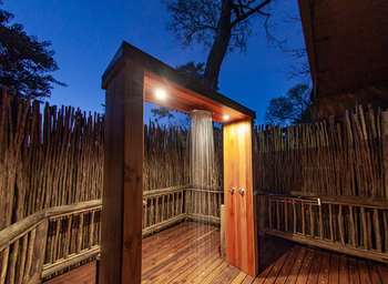 Mma Dinare Camp: Außendusche