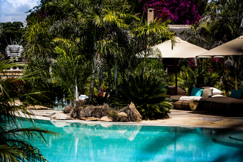 Segera Retreat: Swimming Pool im Garten