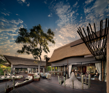 Atzaro Okavango Camp: Sunken Lounge