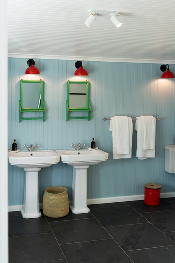 Coot Club: Leeward Suites