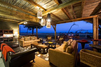 Davison's Camp: Lounge bei Nacht