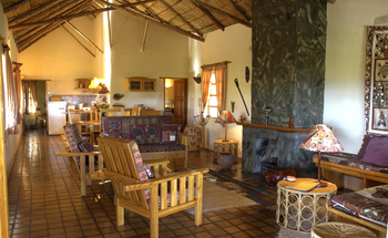 Musangano Lodge: Munhondo Villa Lounge