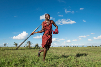 Porini Rhino Camp: Speerwurf
