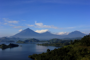 Chameleon Hill Forest Lodge: Virunga-Vulkane