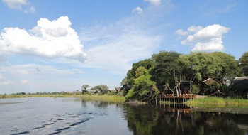 Lagoon Camp Lagoon Camp: Lage am Wasser
