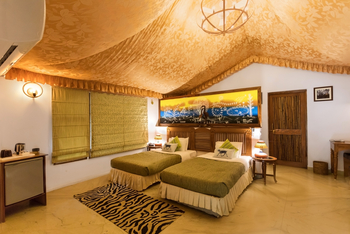Pench Jungle Camp: Luxury Safari Tent