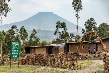 Volcanoes Mount Gahinga Lodge: Batwa Partnership Trust