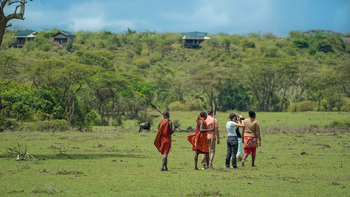 Saruni Eagle View Saruni Eagle View: Walking Safari