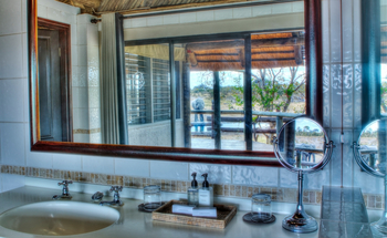 Savute Safari Lodge: Standard Room - Gästebad