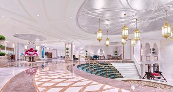 Taj Palace Hotel: Lobby und Rezeption