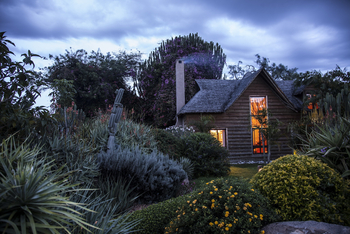 Segera Retreat: Rauchender Kamin