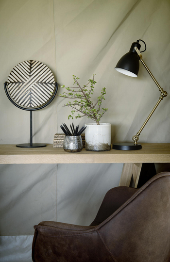 Siringit Serengeti Camp: Kleiner Schreibtisch