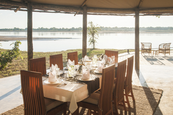 Three Rivers Camp Three Rivers Camp: Esstisch