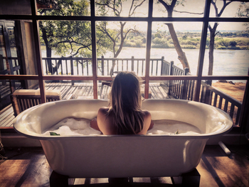 Divava Okavango Lodge and Spa: Gästechalets