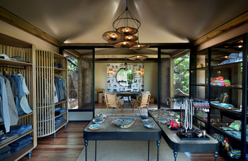 Khwai Leadwood Camp Khwai Leadwood Camp: Souvenirshop