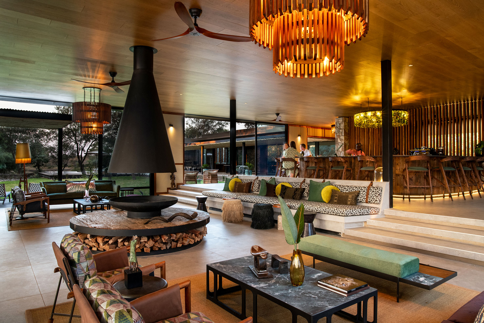 Tanda Tula Safari Camp Tanda Tula Safari Camp: Lounge und Bar