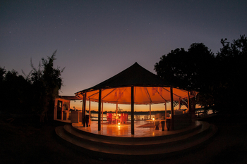 Three Rivers Camp Three Rivers Camp: Zentraleer Pavillon