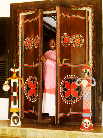 Kinondo Kwetu Kinondo Kwetu: Eingang zur Mama Taa Lounge