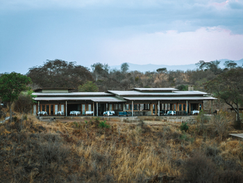 Lemala Mpingo Ridge Lodge: Hauptgebäude