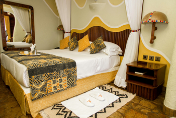 Mara Serena Safari Lodge: Gästezimmer mit Doppelbett
