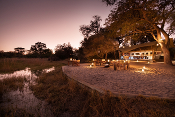 Okavango Explorers Camp Okavango Explorers Camp: Mess tent und Boma
