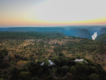 The Elephant Camp: Batoka Gorge Luftbild