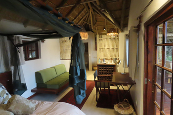 Ndhovu Safari Lodge: Land Suite