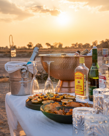Time + Tide South Luangwa Time + Tide South Luangwa: Sundowner
