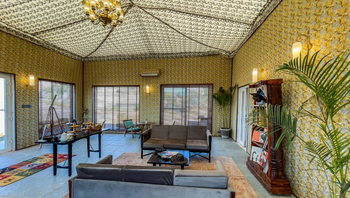 Brij Pola Brij Pola: Loungezelt