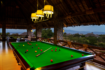 Lake Manyara Kilimamoja Lodge: Billardtisch