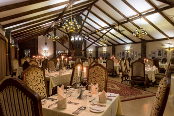 Ngorongoro Oldeani Mountain Lodge: Dinner im Restaurant
