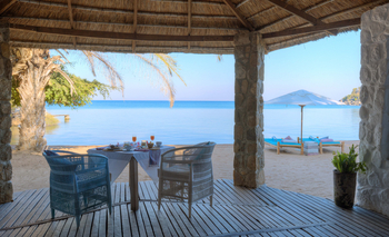 Kaya Mawa Kaya Mawa: Frühstückstisch