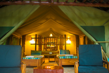 Kibale Forest Camp: Gästezelt mit privatem Bad