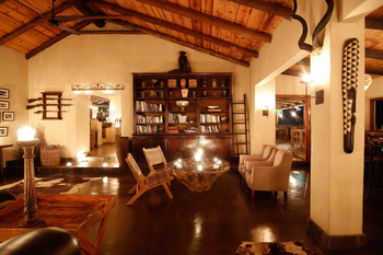 Notten's Bush Camp: Library
