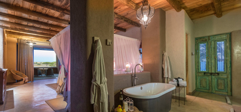 Onguma The Fort: Sultan Suite