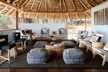 Sanctuary Swala: Lounge mit Überdachung