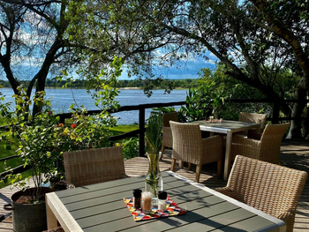 Waterberry Zambezi Lodge: Deck