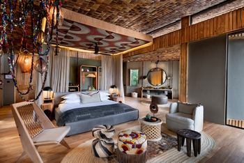 andBeyond Grumeti Serengeti River Lodge: Private Lounge