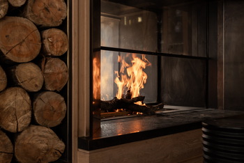 Singita Milele: Kamin